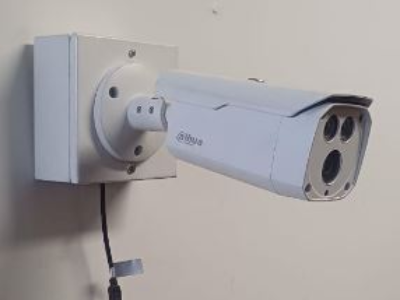 Caja-metalica-para-imperie-IP65-Camara-de-seguridad