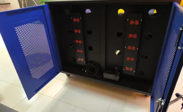 images/Mueble-para-almacenamiento-y-carga-para-gafas-de-realidad-virtual