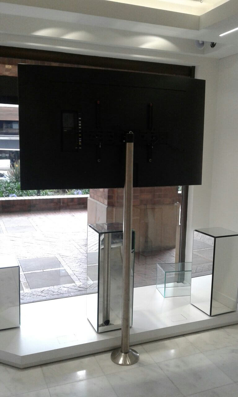 Base de pivote para televisores de grandes dimensiones en Bogota