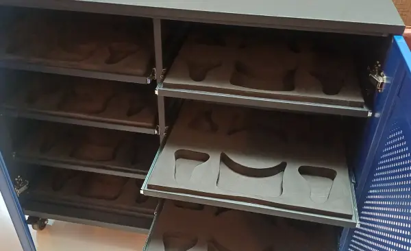 mueble organizador de gafas meta quest 2