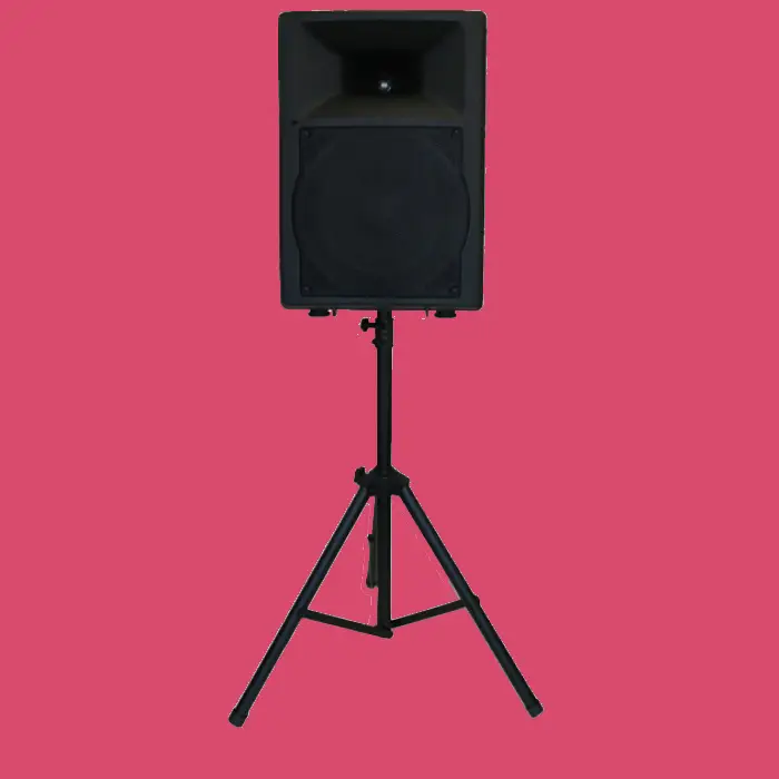 Base trípode para parlantes y cabinas de sonido